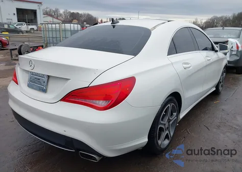 2014 Mercedes-Benz Cla 250 z USA, uszkodzony, nr VIN WDDSJ4EB7EN053561